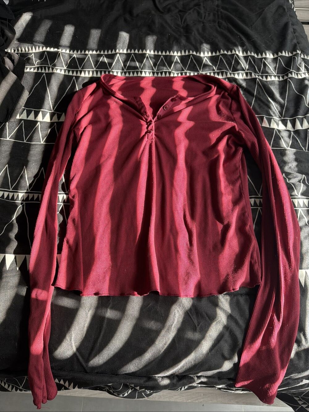 Dazy Long Sleeve Shirt Size Xl Womens Maroon